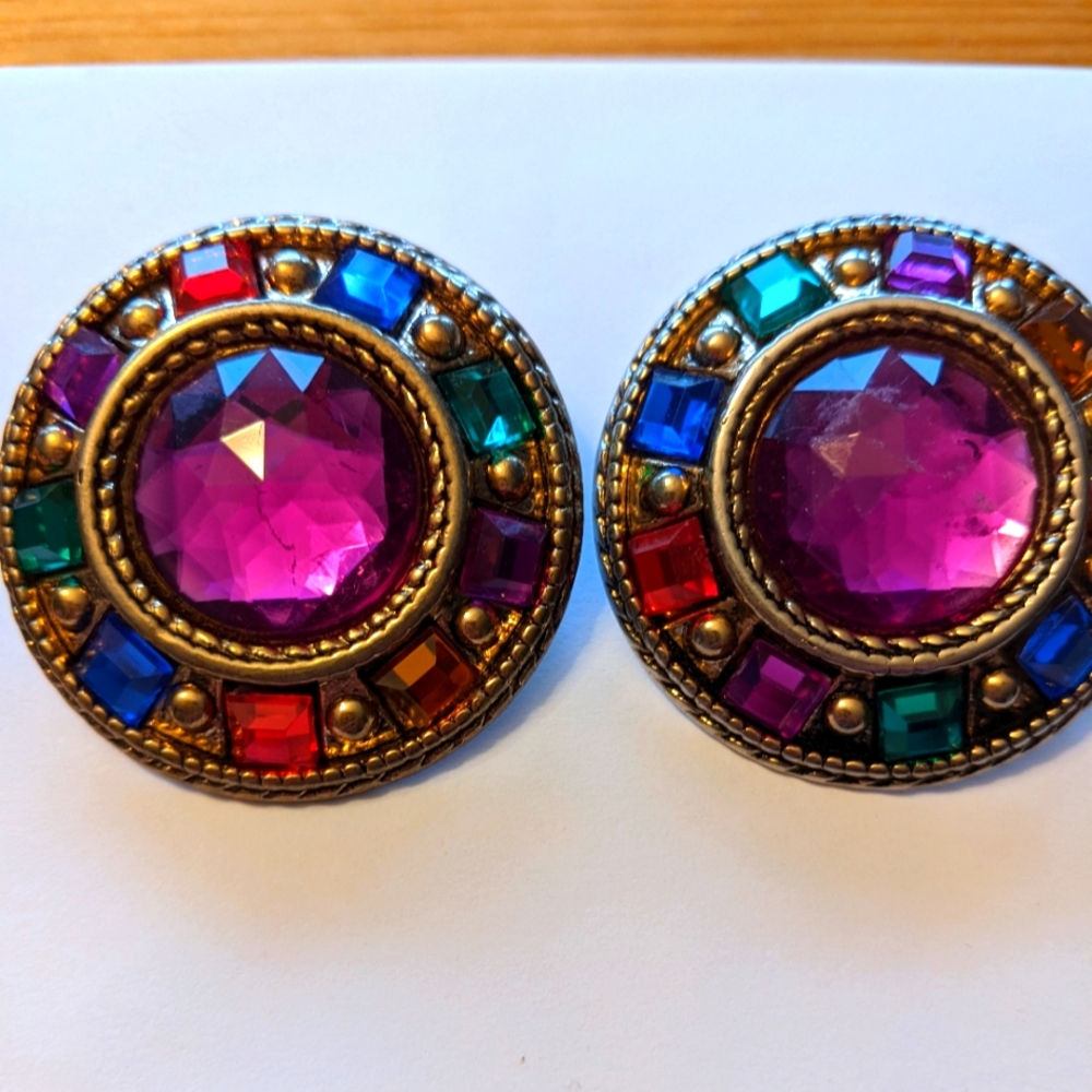 Clip on earrings